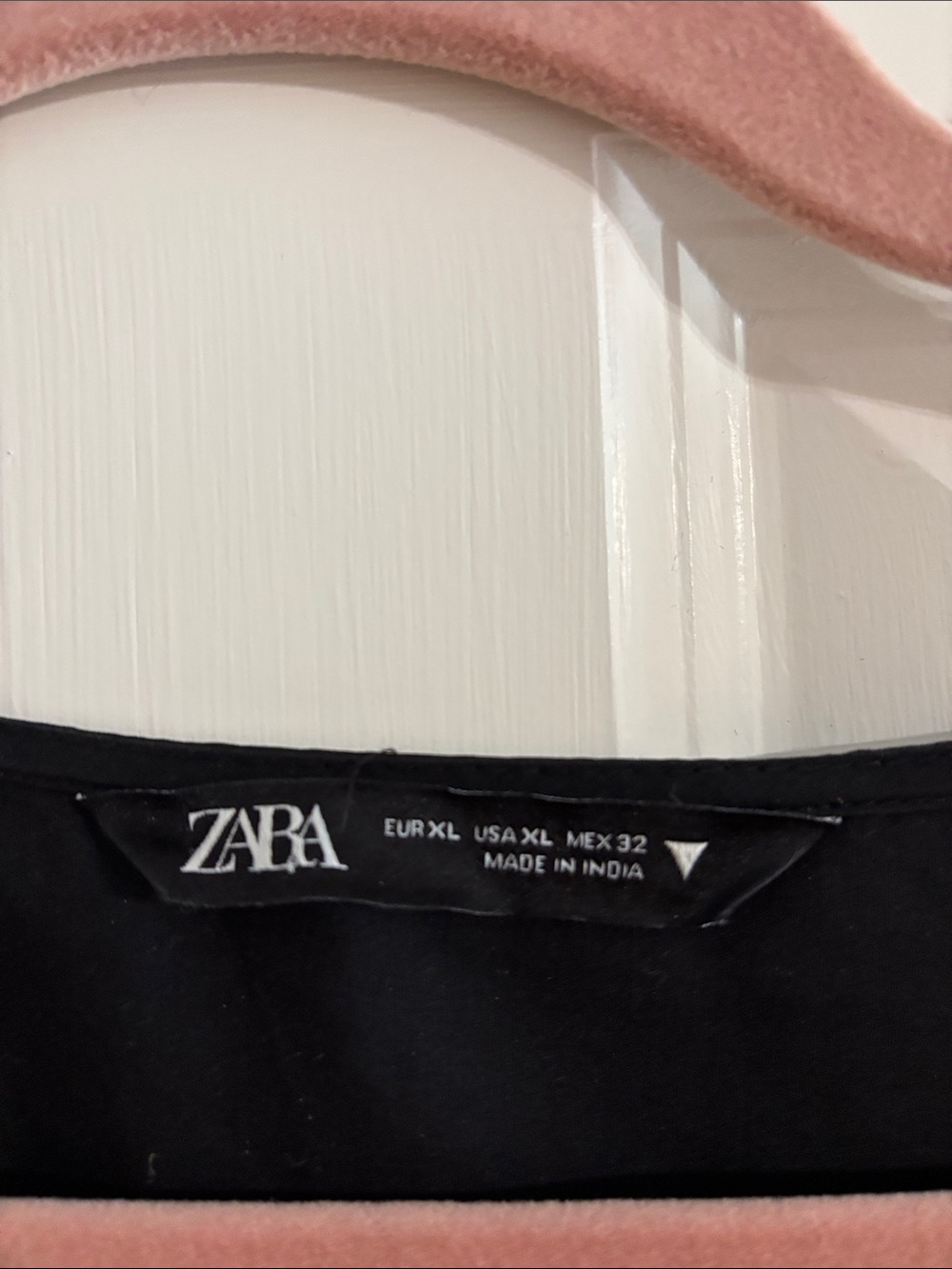 Zara Black Voluminous Poplin Tiered V-Neck Maxi Dress - Picture 2 of 5